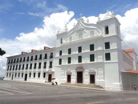   Museu de Arte Sacra -  A Glimpse into Brazil's Spiritual Heritage!